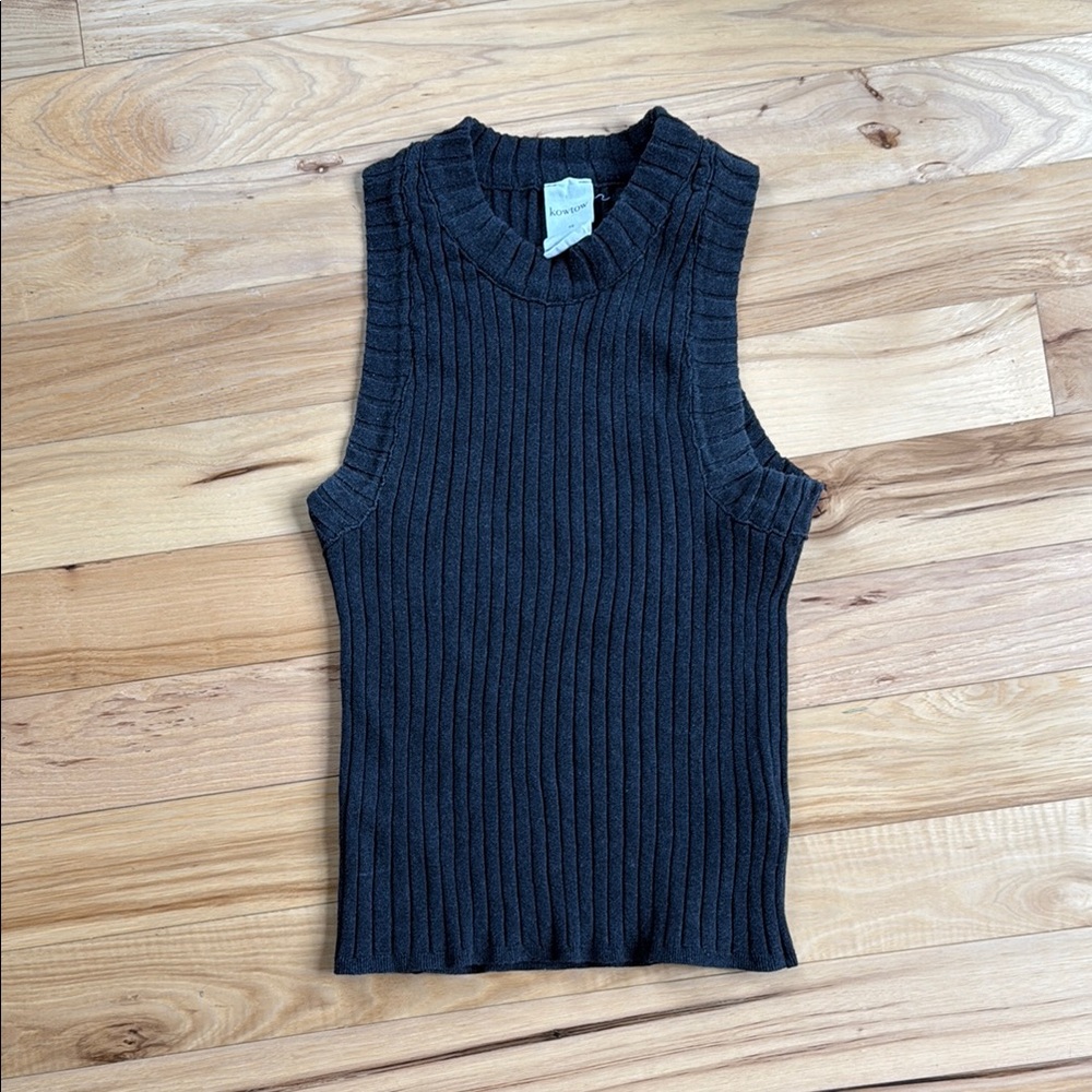 Black Ribbed Sleeveless Top